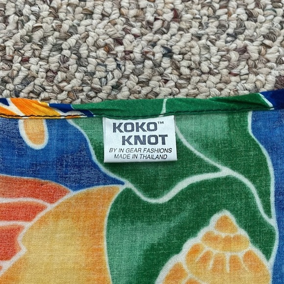 Beachy Themed Sarong - Picture 5 of 6